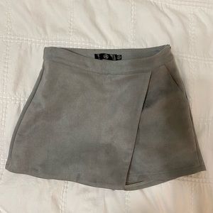 Missguided Asymmetric Faux Suede Light Gray Skort